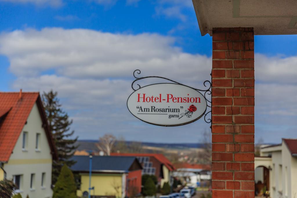 Hotel-Pension Am Rosarium Sangerhausen Exteriér fotografie